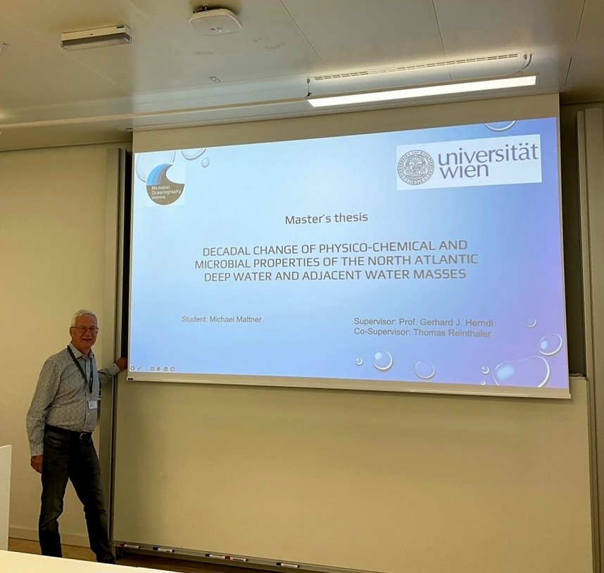 microbialoceanW's tweet image. Michael Mattner successfully defended his master thesis, exploring &quot;Decadal change of physico-chemical and microbial properties of the North Altantic deep water and adjacent water masses.&quot; Congratulations!