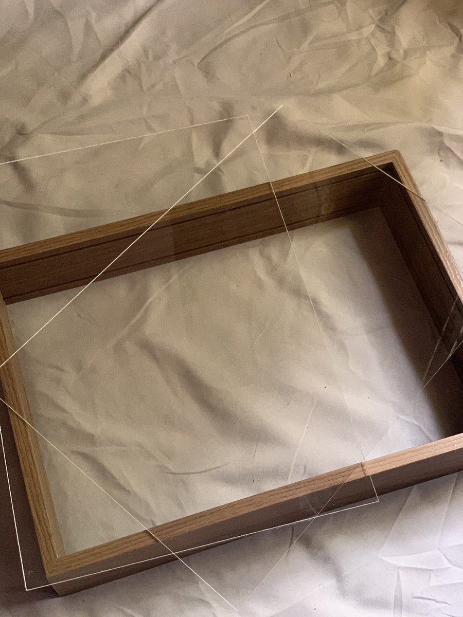 totallyfreaks's tweet photo. Ada je I tengok kat tiktok yang tak buka pun bouquet bunga dia langsung. Dia biarkan je sampai kering and then transfer to frame. Kalau malas, boleh cuba cara ni! 

Btw ni la yang you akan dapat kalau beli this frame! I beli cinnamon brown tau! 

 🛍️: https://t.co/MjM4psfIOh https://t.co/toFEimBeaH