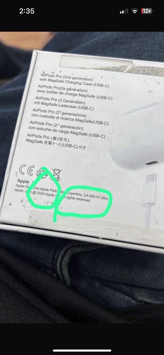 savage_meet's tweet photo. @dealztrendz @dealztrendz admin i got this fake airpods!🥲 help me out! Hard earned 16 k lost https://t.co/S1DWmOJjNv