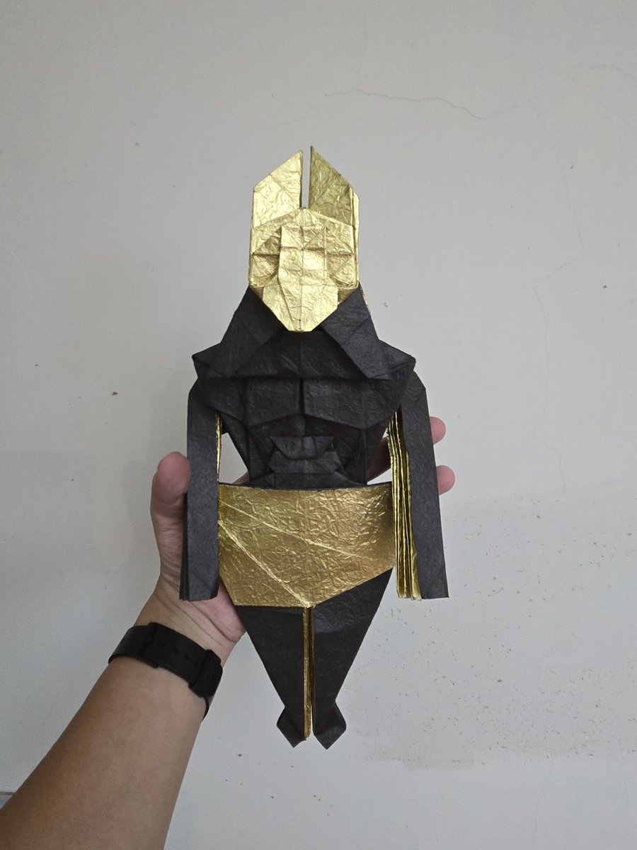 最近好忙，這兩天終於有點時間摺，快完成了！