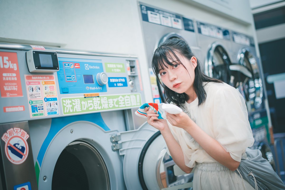 haruki_lien's tweet photo. 「ICカード…」
「洗った服はいい香りがしますか？」 https://t.co/3fkaHhSb8n