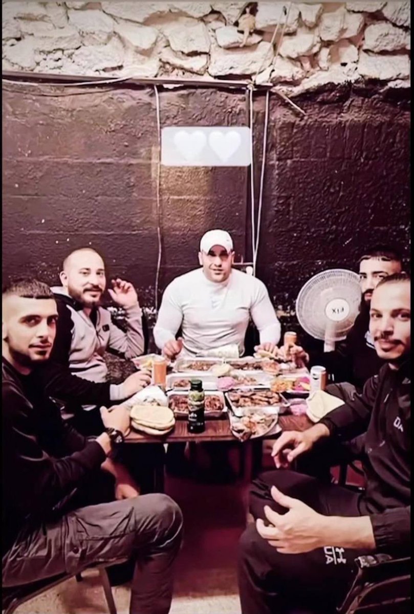 helanpal's tweet photo. فضيت المطارح. 
عبود وادهم والنابلسي والدخيل شهداء، ونصر اسير. https://t.co/MBB3PXAdH1