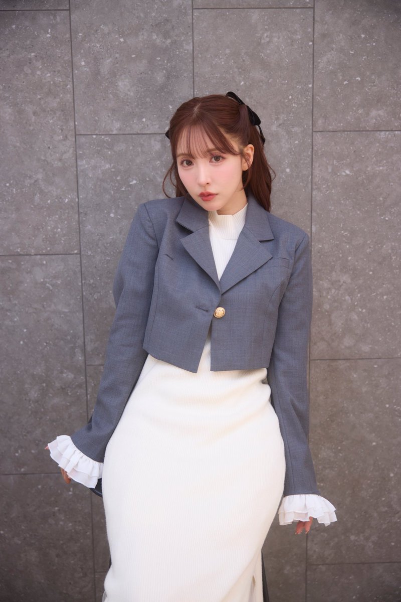 mistreass's tweet photo. 発売開始しました🍂🤍

▷ https://t.co/73qAEGnkd5 https://t.co/GVgz3fG1Uq