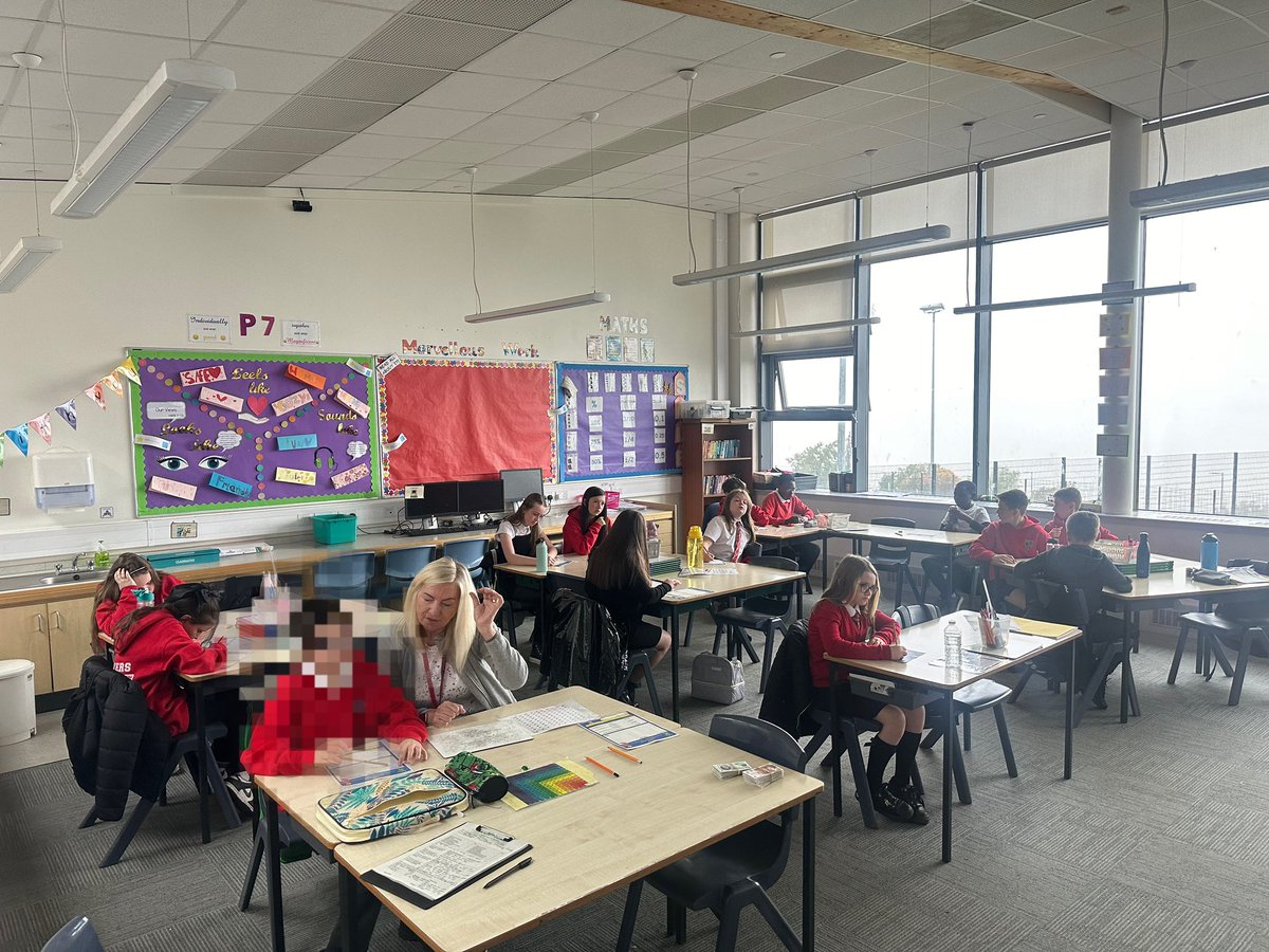 HTStMichaelsInv's tweet photo. @MrGanderson15 and Primary 7b are working on story mapping this morning. I was impressed with how Metaskills are being used to enhance the learning experience. 👌🏿 https://t.co/nVwAmmD6os
