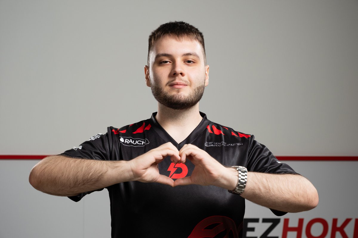 Smarty (@smartylol) on Twitter photo Hey! Im playing winter cup with <a href="/dynamoeclot/">Dynamo Eclot</a> but Im LFT for 2025.
I achieved alot of personal goals this year and Im hungry to prove myself
S13, S14 Challenger
Able to relocate
For references ask anyone Ive worked with in the past.
Contact DMs or <a href="/CyrilBerges/">Cyril Bergès</a>
VODs upon request. Hey! Im playing winter cup with <a href="/dynamoeclot/">Dynamo Eclot</a> but Im LFT for 2025.
I achieved alot of personal goals this year and Im hungry to prove myself
S13, S14 Challenger
Able to relocate
For references ask anyone Ive worked with in the past.
Contact DMs or <a href="/CyrilBerges/">Cyril Bergès</a>
VODs upon request.