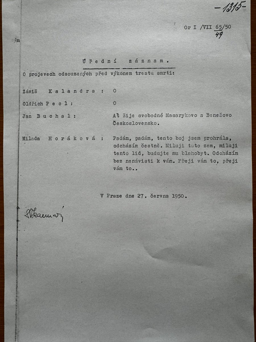 Artur Ostrý tweet media