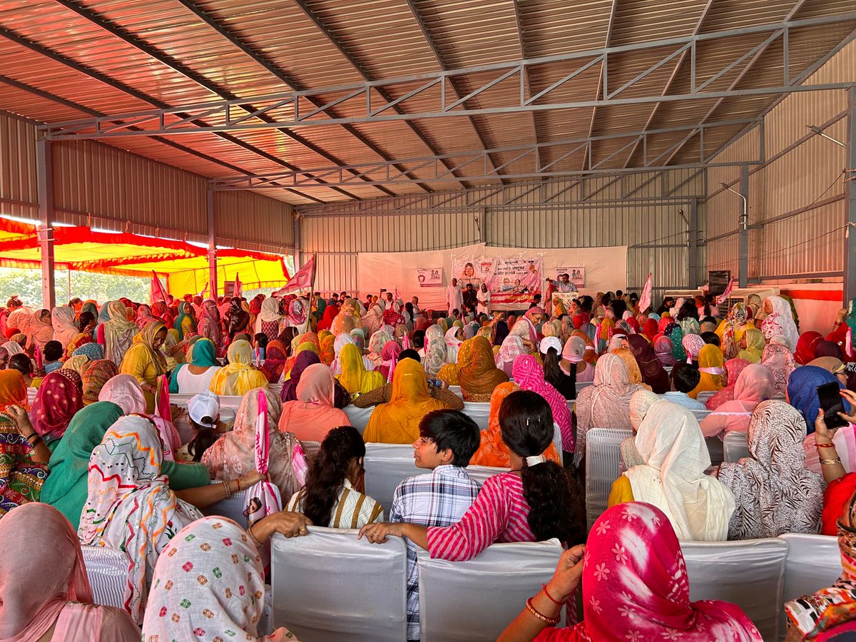 kumudnirakesh's tweet image. 🪣हमें अपने दौलताबाद परिवार का सपोर्ट मिला है और अब हम मिलकर राकेश जी के अधूरे सपनों को पूरा करने की दिशा में कदम बढ़ाने वाले हैं! इस बार बैलट नंबर 8 और बाल्टी चुनाव निशान पर आपका वोट हमारे लिए बेहद खास है। आइए, एक नई शुरुआत करें और साथ में विकास की नई कहानी लिखें!  🪣

#बाल्टी