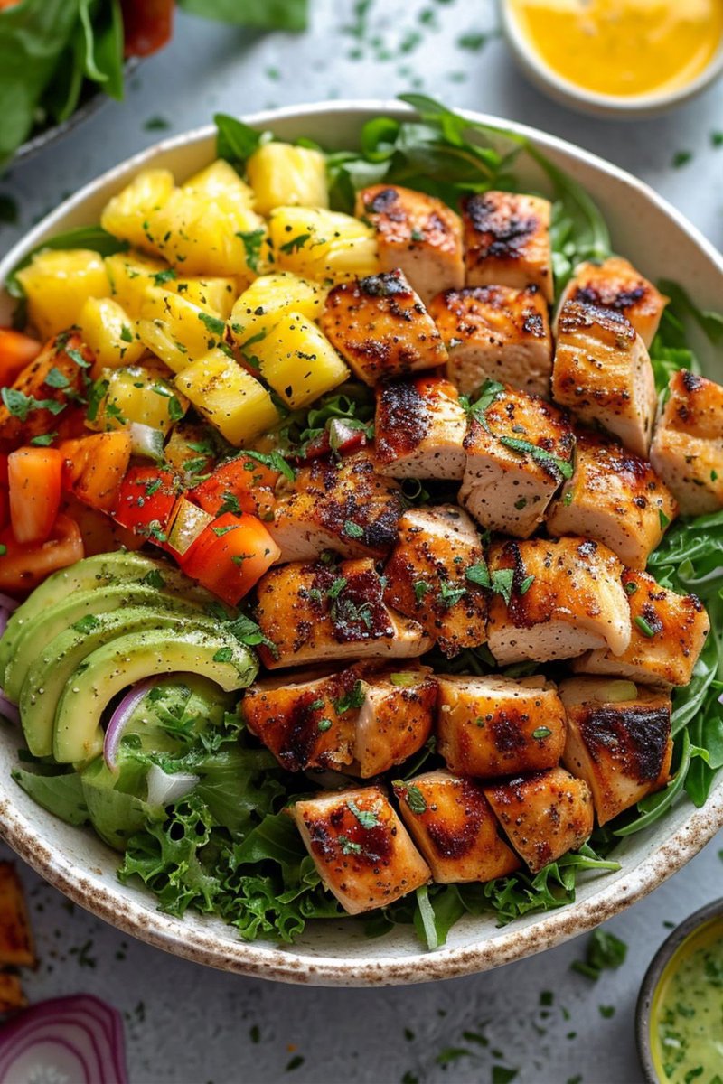 flirtypolls's tweet photo. pick a salad https://t.co/LA6I1bQ2a2