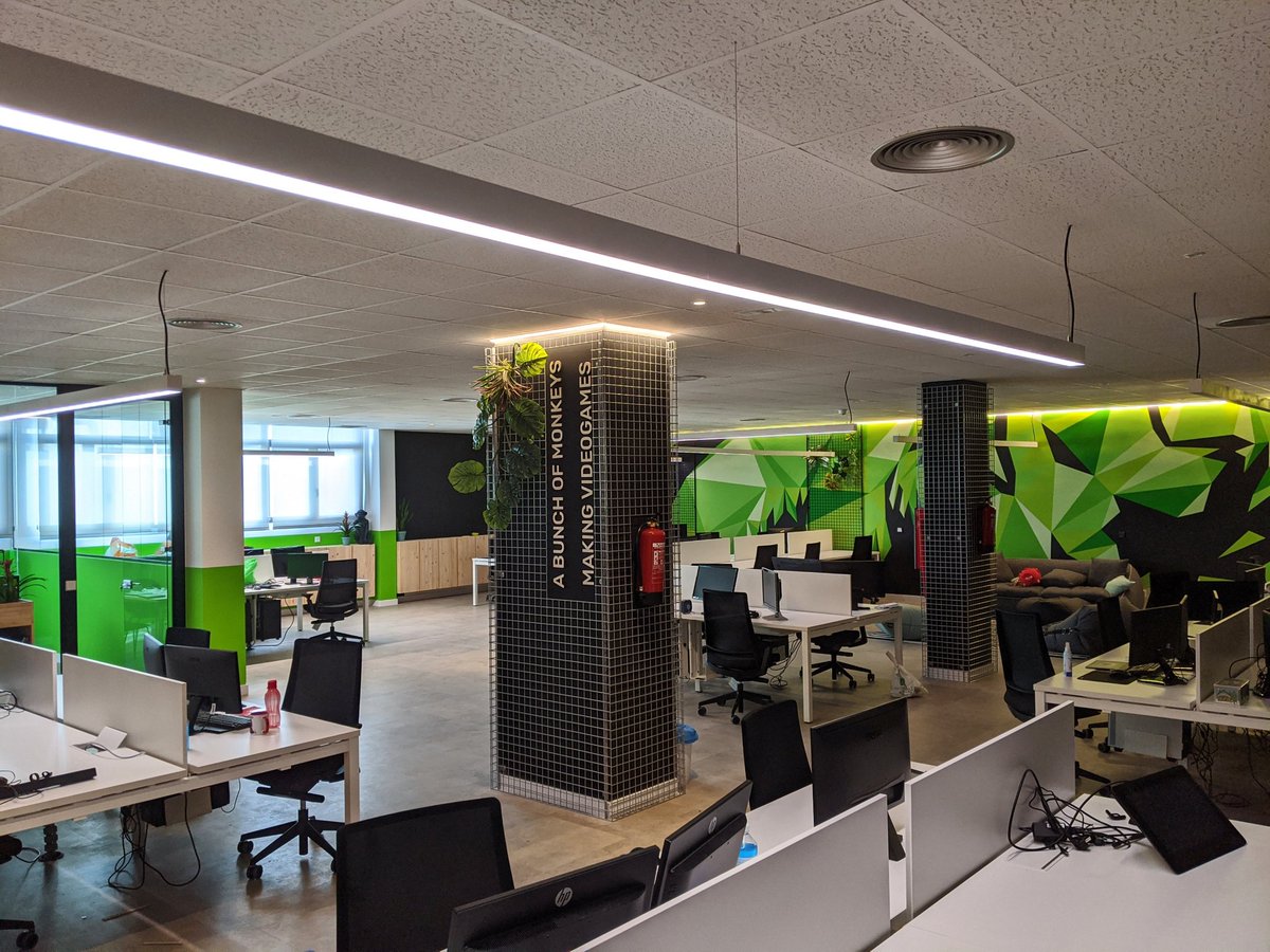 How it started vs how it's going

¡Hoy es el 12avo aniversario de Crema! Por todo el crecimiento de estos años, y por que vengan muchos años más de crear juegos 🥂🎉💚