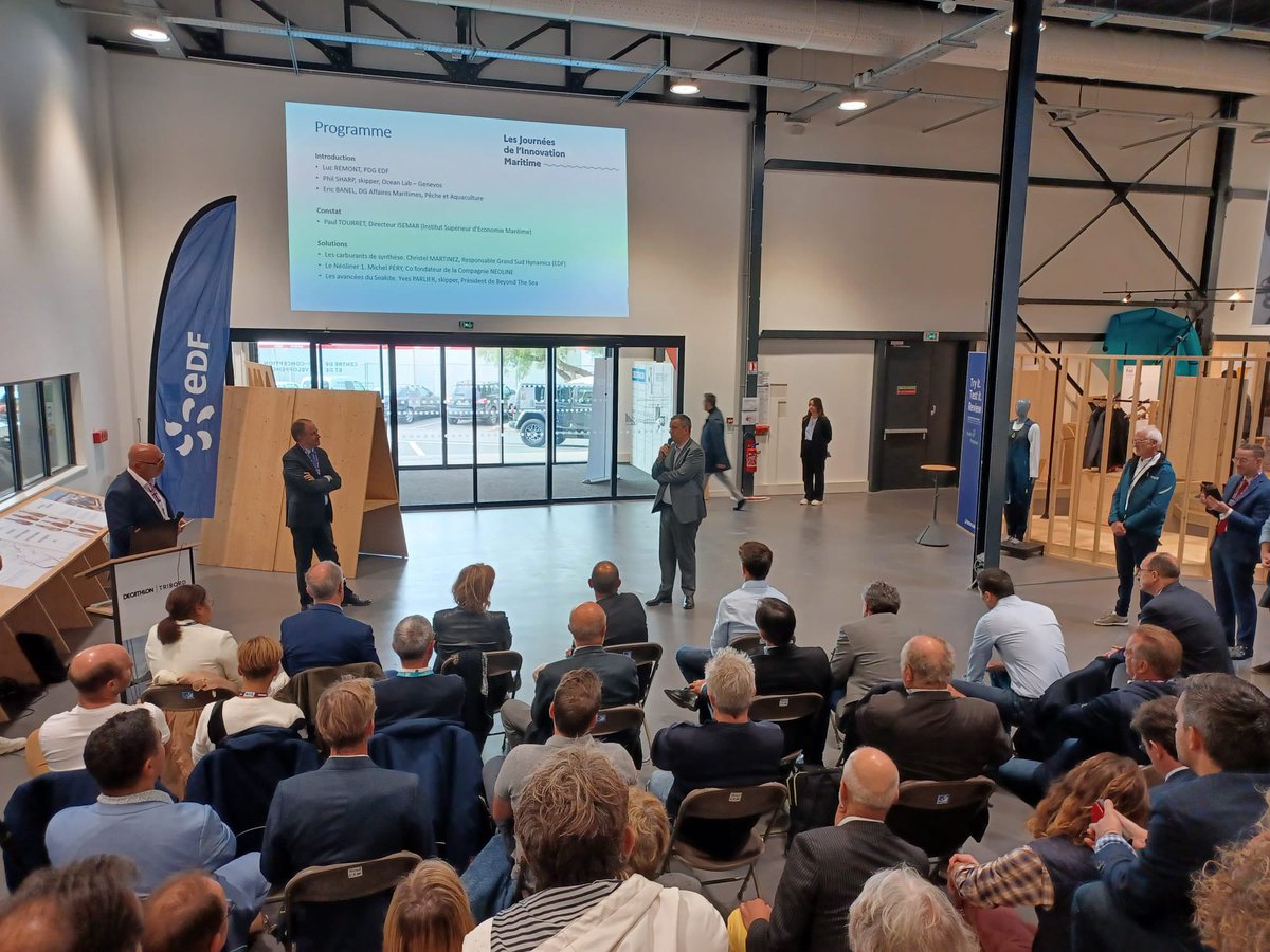 EDF Nvelle-Aquitaine (@edf_aquitaine) on Twitter photo Les professionnels de la mer rĂ©unis pour la table ronde <a href="/EDFofficiel/">EDF</a> sur la #dĂ©carbonation du secteur maritime au <a href="/GrandPavois/">Le Grand Pavois</a> de <a href="/AggloLR/">La Rochelle Agglo</a> đ avec Luc RĂ©mont et <a href="/EricBanel/">BANEL Eric</a>
Les solutions bas carbone se dĂ©veloppent et elles sont #Ă©lectriques !âĄïž Les professionnels de la mer rĂ©unis pour la table ronde <a href="/EDFofficiel/">EDF</a> sur la #dĂ©carbonation du secteur maritime au <a href="/GrandPavois/">Le Grand Pavois</a> de <a href="/AggloLR/">La Rochelle Agglo</a> đ avec Luc RĂ©mont et <a href="/EricBanel/">BANEL Eric</a>
Les solutions bas carbone se dĂ©veloppent et elles sont #Ă©lectriques !âĄïž