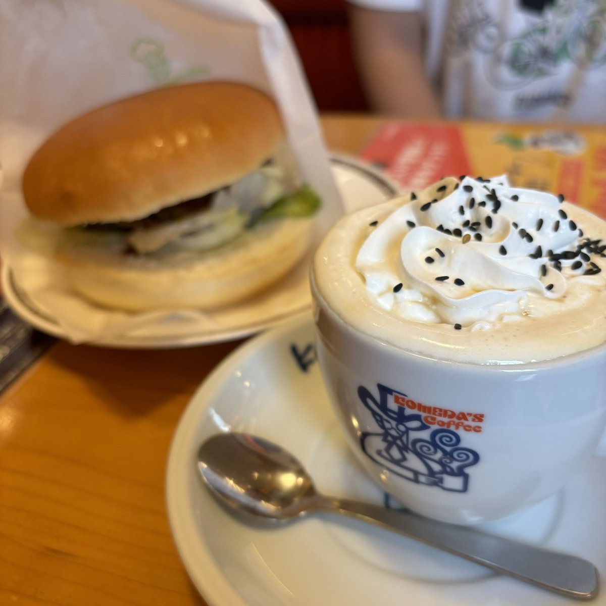 computerplanex's tweet photo. 先週末行ったコメダ、安納芋のスイートポテトオーレ美味しかった🥹🫶

今日も一日お疲れ様でした(´∀｀)✌︎

#コメダ珈琲店 https://t.co/adqiEN5z3U