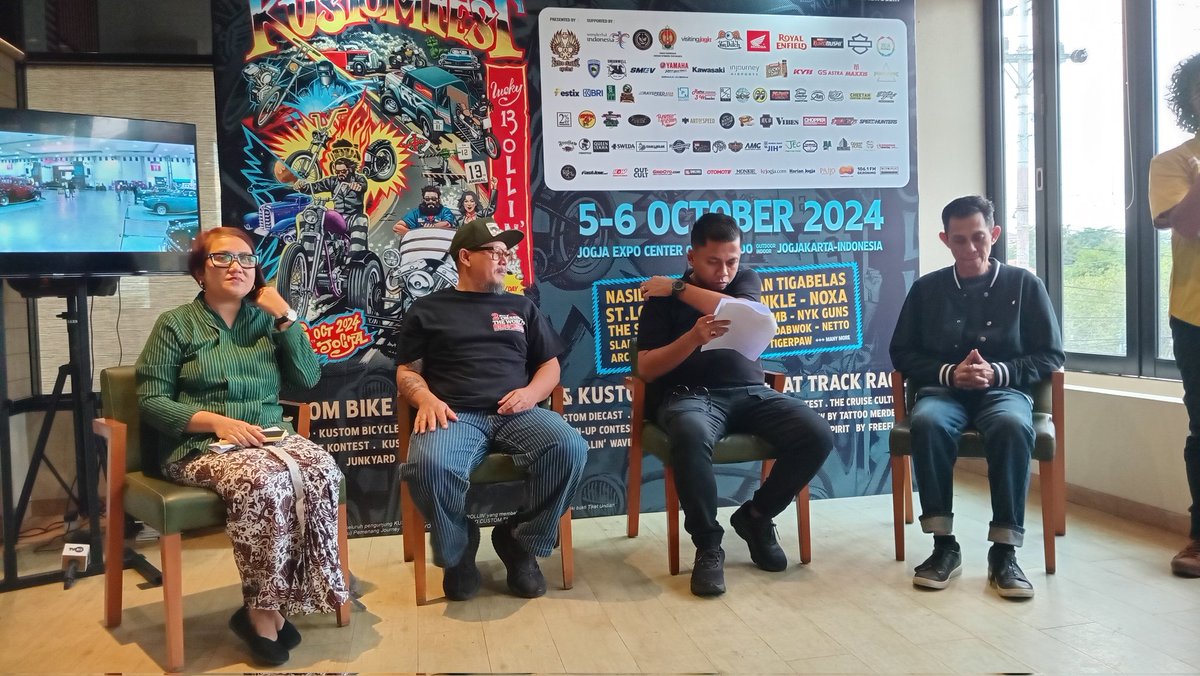 ACARA SENI tweet media