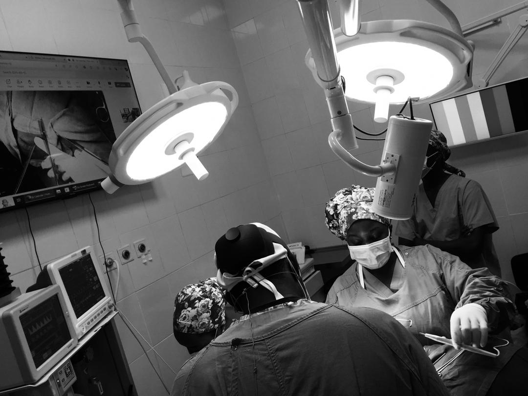 Excision of an isolated superficial temporal artery aneurysm!
🧠Meticulous dissection and cutting-edge techniques, precision and innovation <a href="/GSI_Kyabirwa/">Global Surgical Initiatives, Kyabirwa SC</a> are transforming lives through expert care! #SurgicalExcellence #VascularSurgery #AneurysmCare #InnovationInHealthcare