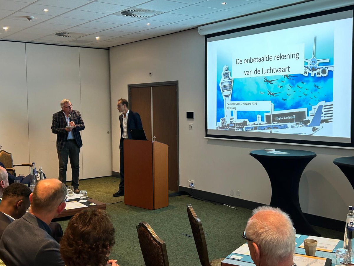 Was een goed symposium "Minder vliegen, meer verdienen", met prikkelende sprekers en panel bijdrage vanuit breed politiek spectrum. Dank <a href="/HabtamudeHoop/">Habtamu de Hoop</a> , <a href="/InesKostic/">Ines Kostić 🌏🕊</a> , <a href="/CorPierik/">Cor Pierik</a> en Boutkan <a href="/PvvW/">Willem Boutkan</a>