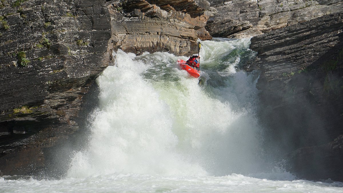 Uusimmassa RILin Alan #nuori #osaaja -jutussa esittelyssä kalliorakentamisen asiantuntija <a href="/SwecoFinland/">Sweco Finland</a>  Heikki Rauatmaa ✨
Rauatmaa on harrastanut pitkään koskimelontaa, ja päätyi myös tekemään DI-työnsä harrastukseensa liittyen.
Lue koko juttu 👉 bit.ly/3N9qhd9