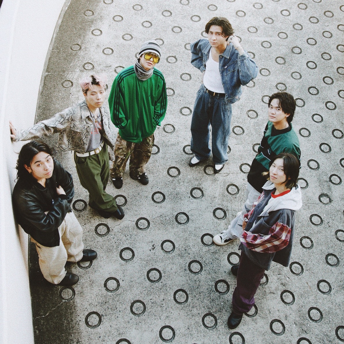 Spincoaster_2nd's tweet image. 【INTERVIEW】急速に規模を拡大する“台風の目” Billyrrom、待望の1stアルバム『WiND』と多様なルーツを語る spincoaster.com/interview-bill… @billyrrom #billyrrom_wind