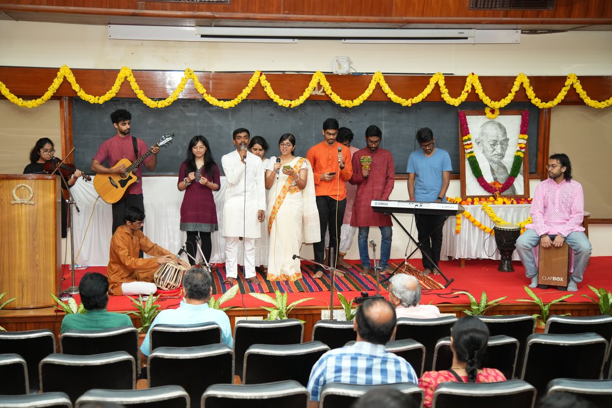 iiscbangalore's tweet image. Glimpses of Gandhi Jayanti celebrations on campus, which included a clean-up campaign and cultural performances.
#IISc #GandhiJayanti2024
