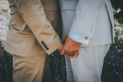 Most Gambians feel uncomfortable living with people in same-sex relationship
#readmorehere👇
standard.gm/most-gambians-…