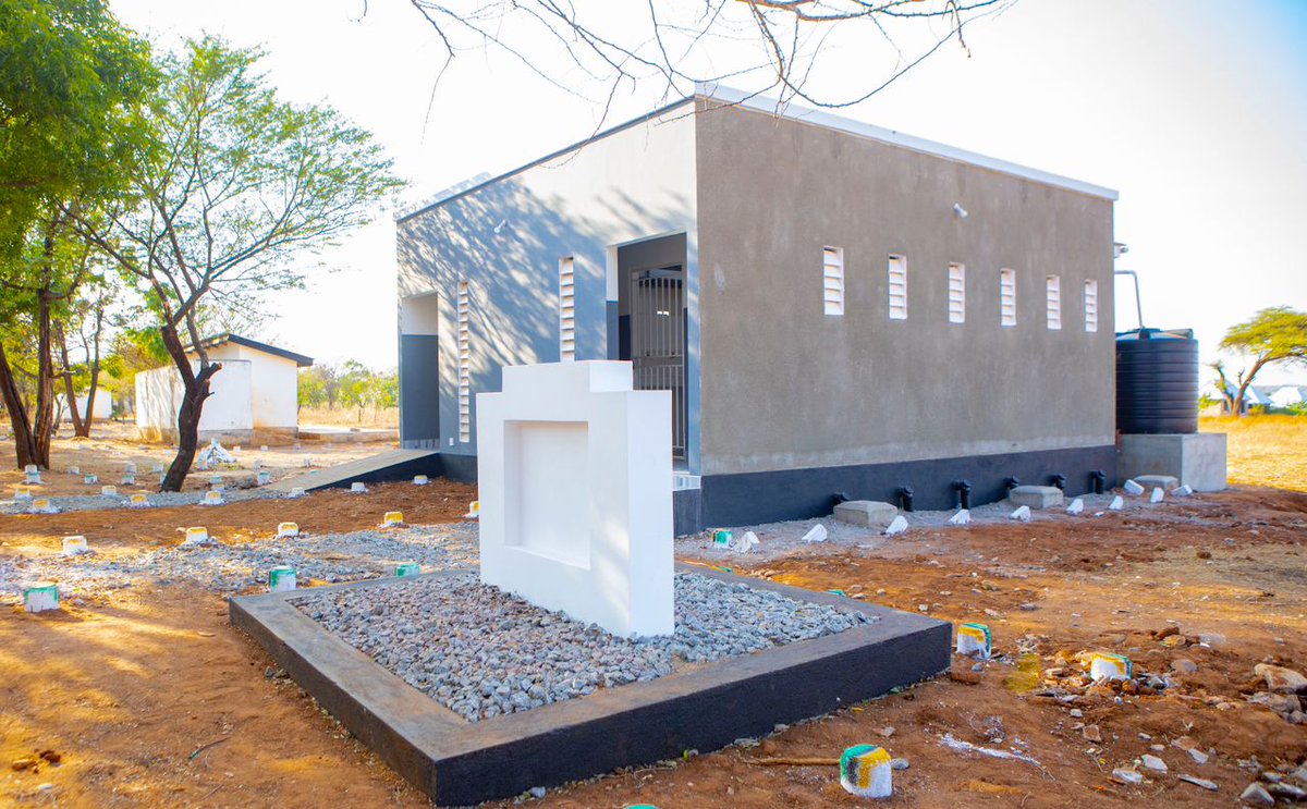 CharityFlora1's tweet photo. Mradi Wa Vyoo Chini Ya Taasisi Ya @FMFound Umezinduliwa Leo Tarehe 3 October Na Kukabidhiwa Shule Ya Sekondari Masekelo Mkoani Shinyanga.
#FMFProject https://t.co/WIoUKovegd