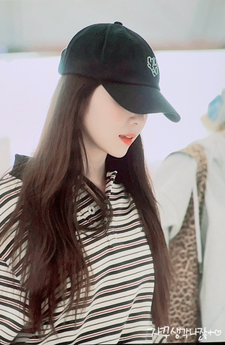 thinkB329's tweet photo. 241003 오늘의 주혀니🩷🩷🩷🥰🥰🥰 #아이린 #IRENE https://t.co/NYgyWIumx2