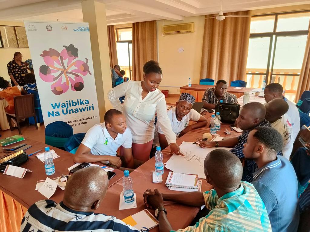 Took part in facilitating the  Body mapping tool (one of the SAA model)  in handling GBV community awareness. 
SAA Refresher sessions..
Kilifi County.
WAJIBIKA NA UNAWIRI
@CREAWKENYA 
<a href="/unwomenafrica/">UN Women Africa</a> 
<a href="/HakiYetuOrg/">Haki Yetu</a>
<a href="/SeyGroup/">Shella Environmental Youth Group.</a>