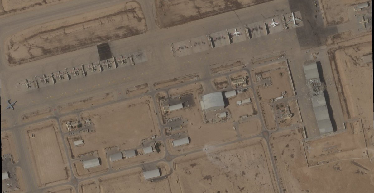 TerraGeaNews's tweet photo. 🇮🇱🇮🇷Daños en la base aérea israelí de Nevatim, tras el ataque iraní 

#IranIsraelConflict
#Iran #Israel
Vía @WarMonitors https://t.co/hUQBD9myuo