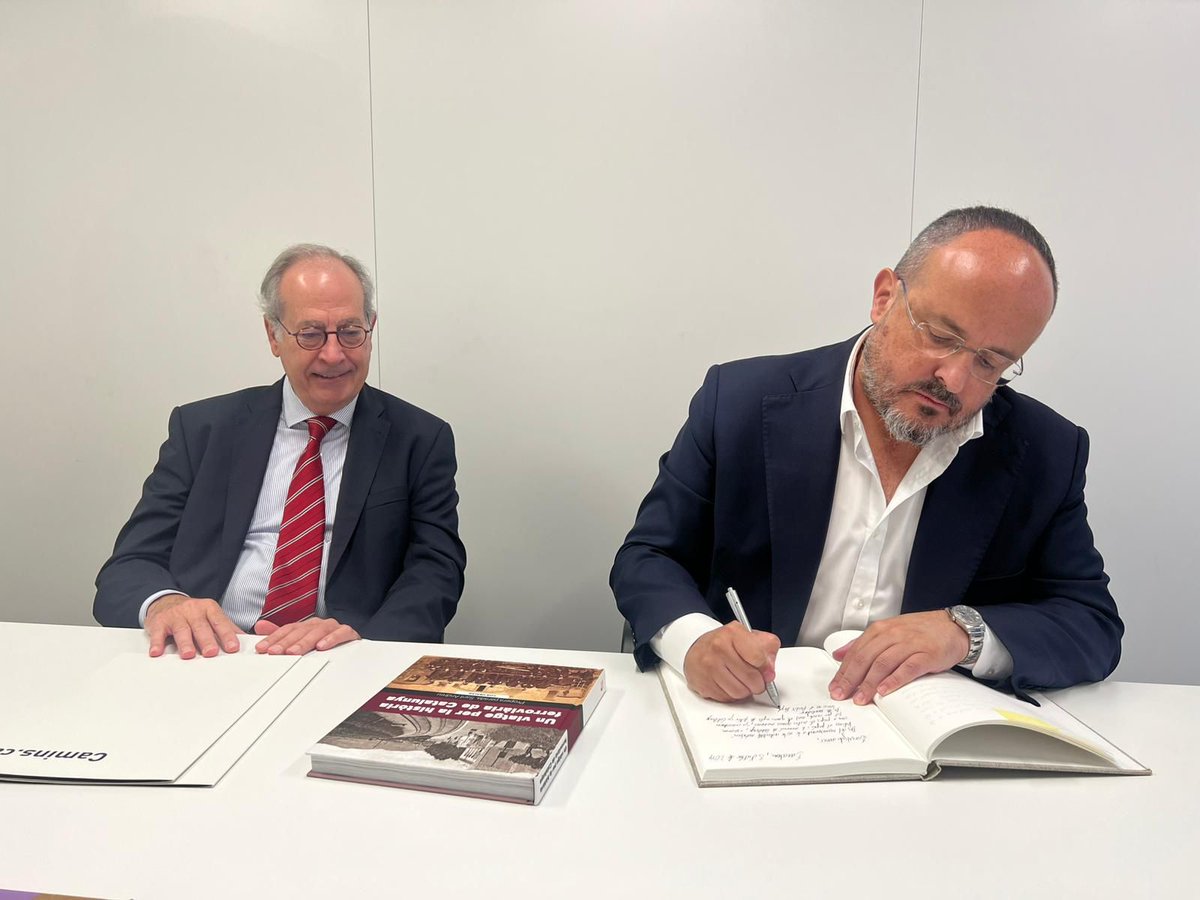 El Colegio de Ingenieros de Caminos de Cataluña aporta una visión realista y a la vez innovadora de lo que necesita Cataluña.  
Es un placer escucharles. 
<a href="/santirodriguez/">Santi Rodríguez</a> .