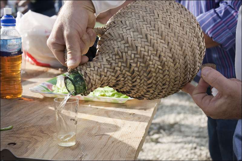 IAPHpatrimonio's tweet photo. 🍇En esta época se celebran en #Andalucía fiestas relacionadas con el #mosto, como la de #Atajate
Descubre en el Tesauro del Patrimonio Histórico de @IAPHpatrimonio @CulturaAND términos relacionados con su proceso de elaboración como garrafa, trasiego,...
https://t.co/OW1ZbnqyyA https://t.co/3p7ceNa2T0