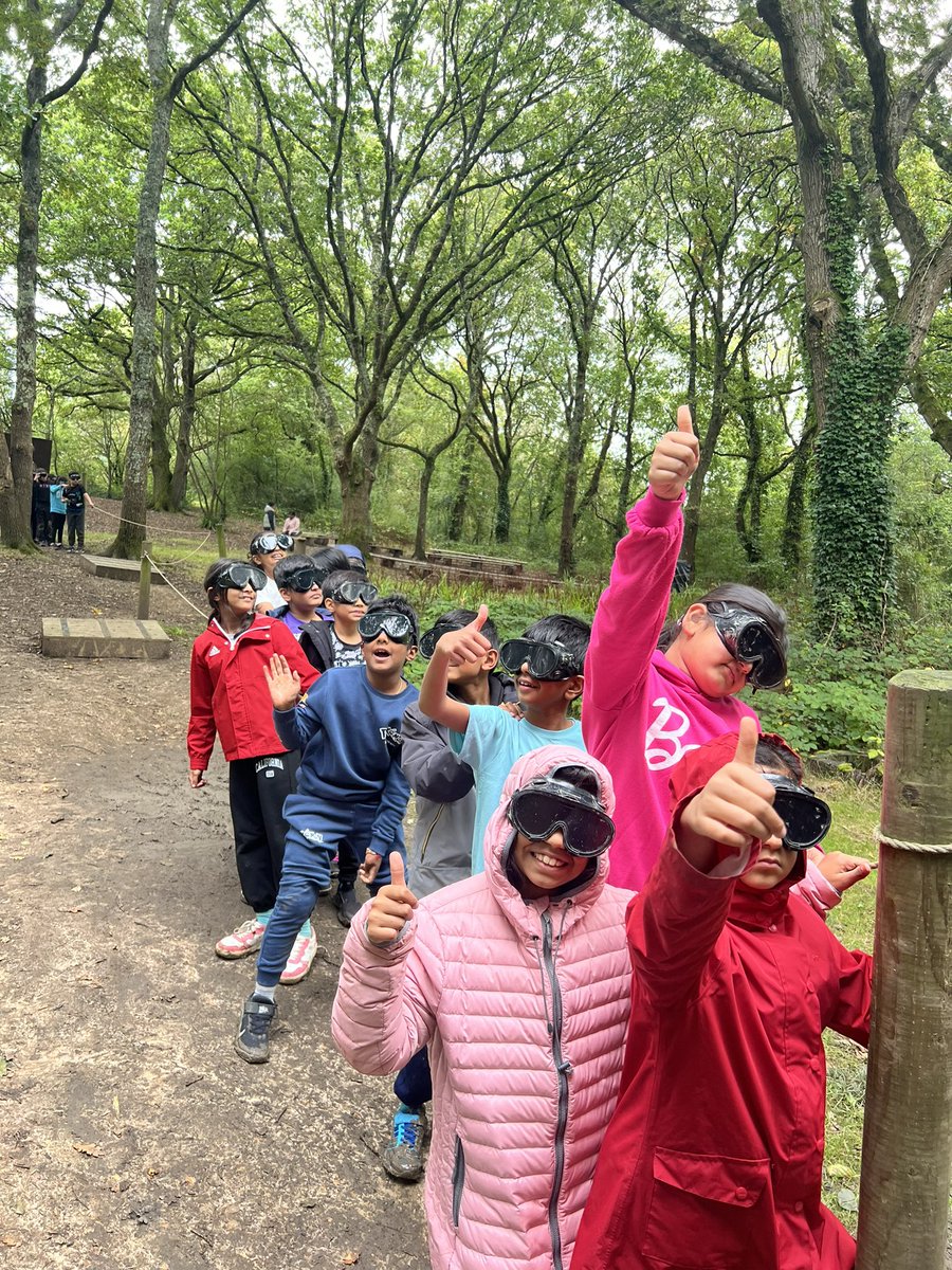 KrishnaAvantiPS's tweet photo. Sensory trail fun!! #GettingStuckIn https://t.co/je62ynKAi0