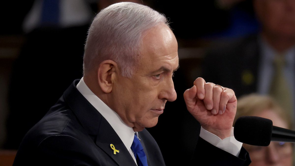 MarioNawfal's tweet photo. 🚨🇮🇱🇮🇷ISRAEL MAY BE PLANNING TO HIT IRAN’S OIL AND GAS FACILITIES

U.S officials said that Israel has told them privately that they do not feel the need to hit back against Iran in an immediate and massive way.

Despite this, officials in the U.S and Europe fear they could hit economic targets in Iran that would prompt a dangerous retaliation.

Tehran has long signaled that attacks on its oil and gas industry would be a “red line.”

Such a strike would probably prompt attacks from Iran on Western energy interests, potentially disrupting the global economy just before the U.S election.

Source: Washington Post