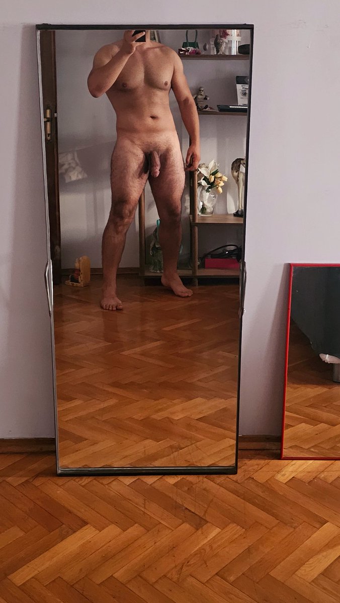 LEON👑 tweet media