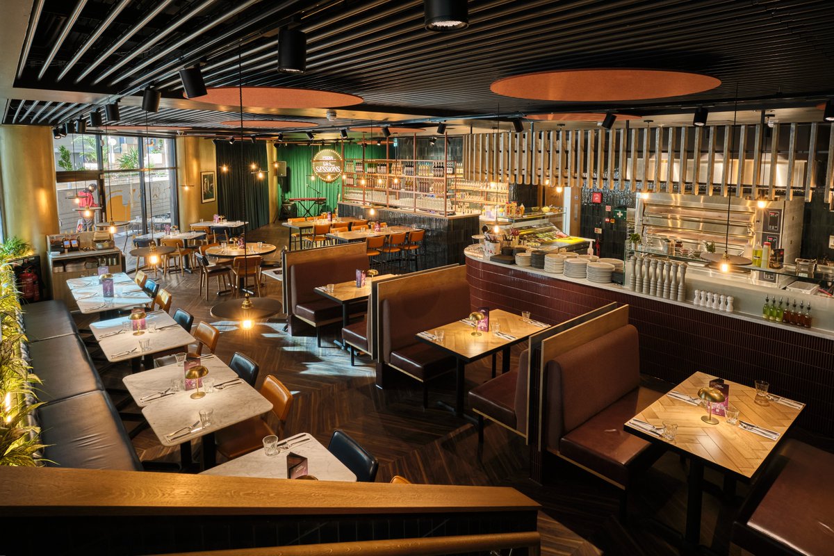 WhatsOnBrum's tweet photo. LIVE MUSIC IS BACK: @pizzajazzclub returns to Birmingham with opening of new restaurant. 🎶🍕

Read more here 👉 https://t.co/67VBwpE0gy https://t.co/xmU2aEr3QB