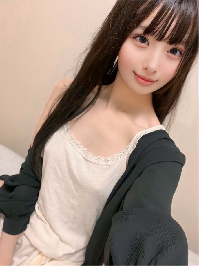 【ひな（大人なひな）のエロ画像・動画まとめ】fantiaで話題の元アイドル！合法ロリ裏垢女子で人気爆発中！