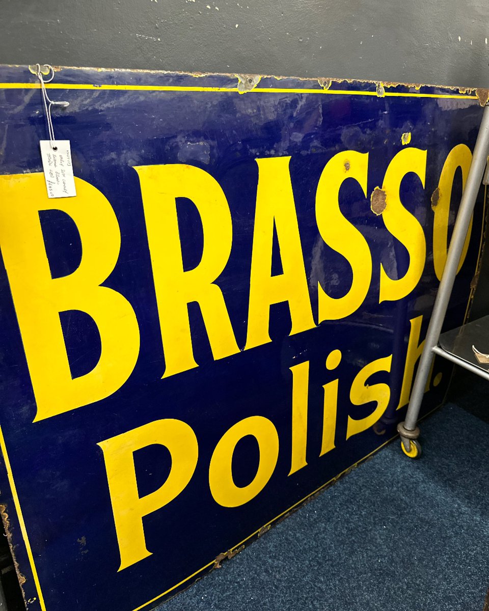 astraantiques's tweet photo. New in,enamel Brasso sign. #brasso #enamelsign #shopsign #advertising #newin #astraantiquescentre #hemswell #lincolnshire https://t.co/KDwFtodYP4