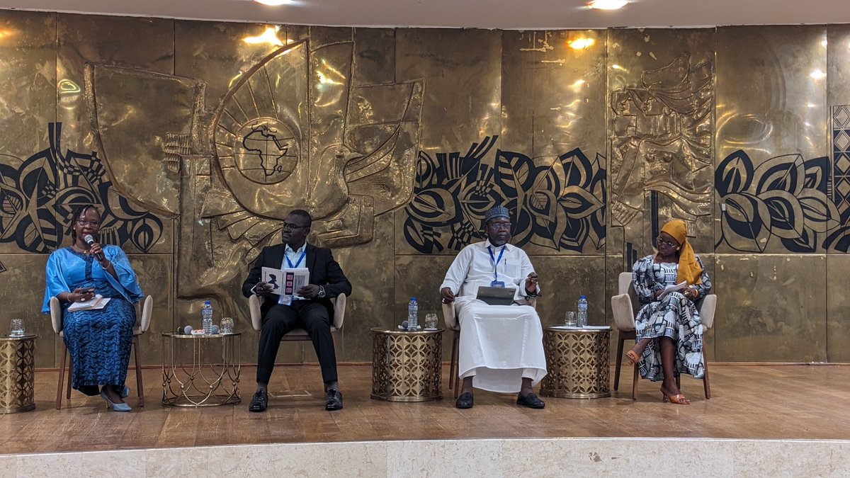 Assan Atha Landry (@assanatha) on Twitter photo "La religion n'est pas contre l'émancipation de la femme. Faisons la différence entre message divin et interprétation erronée des textes" dixit un leader religieux à l'atelier Régional de la société civile du <a href="/POuagaPF/">Partenariat de Ouaga</a> <a href="/ekinamag/">EkinaMag</a> <a href="/majatbef/">MAJ ATBEF TOGO</a> <a href="/atbeftogo/">ATBEF TOGO</a> @#Lome "La religion n'est pas contre l'émancipation de la femme. Faisons la différence entre message divin et interprétation erronée des textes" dixit un leader religieux à l'atelier Régional de la société civile du <a href="/POuagaPF/">Partenariat de Ouaga</a> <a href="/ekinamag/">EkinaMag</a> <a href="/majatbef/">MAJ ATBEF TOGO</a> <a href="/atbeftogo/">ATBEF TOGO</a> @#Lome