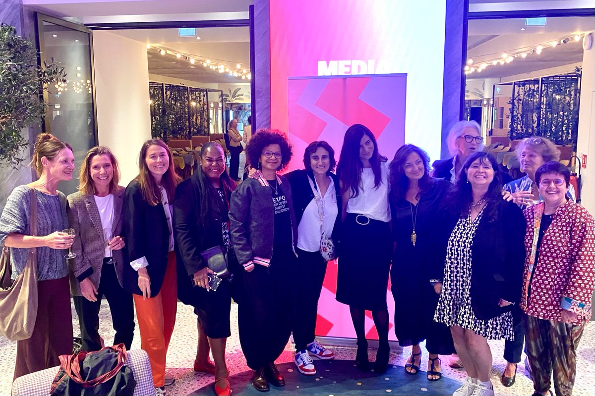 Salle comble pour notre rencontre avec Ava Djamshidi, Rédactrice en chef du magazine ELLE – 5 septembre 2024 dlvr.it/TDxlnP