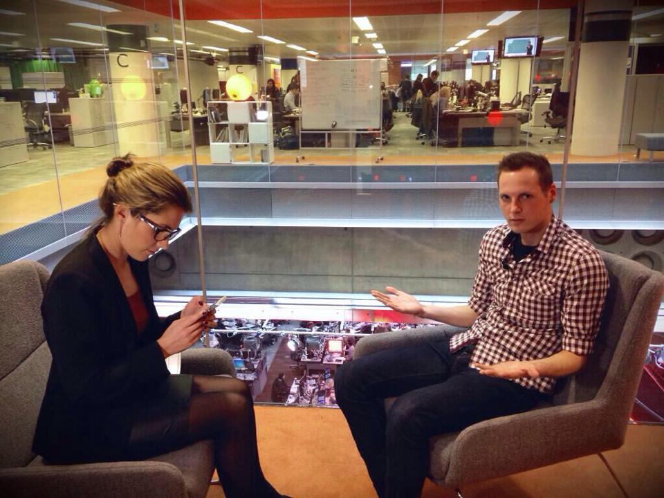 Gary_Turk's tweet image. @AMTomchak Anne-Marie! Can you believe it has been 10 years since you interviewed me about this?! I have just released a follow-up video looking at things 10 years later. I would love you to watch it! #LookUp2

youtu.be/GXc1RhE0gAs?si…