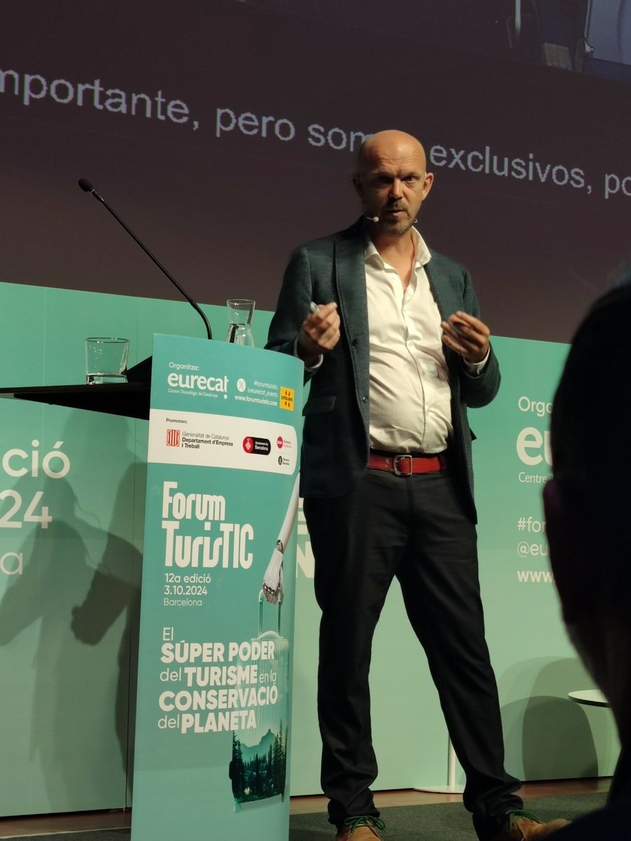#FòrumTurisTIC, el "Superpoder del turisme en la conservació del planeta?".  Inspirador escoltar <a href="/jmcsmith/">Jeremy Smith</a>, membre del International Advisory Committee gef2025.org, parlar de #PlansAccióClimàtica, #Regeneració #TechAndNature
<a href="/Eurecat_events/">Eurecat Events</a> <a href="/turismecat/">Turisme</a> <a href="/TurismeDIBA/">TurismeDIBA</a>