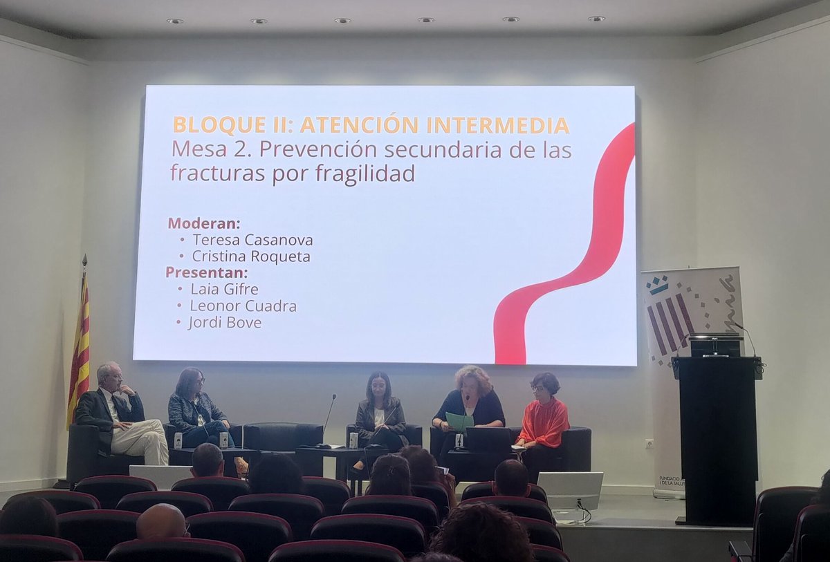 Geriatria | Hospital del Mar (@geriatriamar) on Twitter photo Després d'una breu pausa, reprenem la Jornada d'Ortogeriatria <a href="/SCGiG/">SCGiG</a> amb la taula sobre prevenció secundària de les fractures per fragilitat 🦴💊
<a href="/laiagifre1/">Laia Gifre</a>
<a href="/LeonorCuadra/">Leonor</a>
<a href="/RoquetaCristina/">Cristina Roqueta</a>
#TeresaCasanova
#JordiBover
#gerOTGCat <a href="/SCGiG/">SCGiG</a> Després d'una breu pausa, reprenem la Jornada d'Ortogeriatria <a href="/SCGiG/">SCGiG</a> amb la taula sobre prevenció secundària de les fractures per fragilitat 🦴💊
<a href="/laiagifre1/">Laia Gifre</a>
<a href="/LeonorCuadra/">Leonor</a>
<a href="/RoquetaCristina/">Cristina Roqueta</a>
#TeresaCasanova
#JordiBover
#gerOTGCat <a href="/SCGiG/">SCGiG</a>
