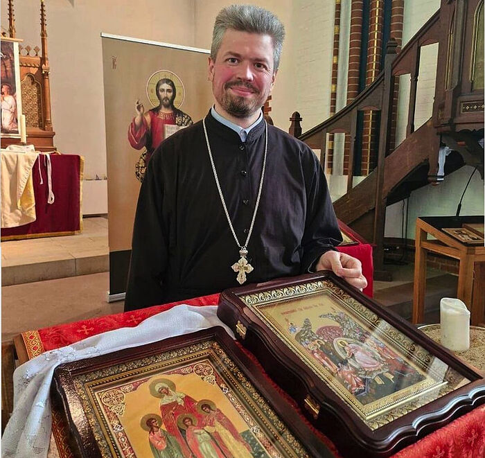 Orthodoxy2019's tweet photo. More Ukrainian priests called up to the army
https://t.co/M0U9SG1UvF

As one UOC hierarch explained, the canons forbid clergy from participating in military activity. https://t.co/FgXrImhPcd