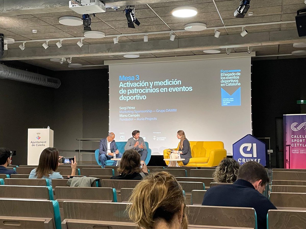 romiski87's tweet photo. En #Calella siguiendo el Foro del Legado de los Eventos Deportivos en #Cataluña organizado por @Cruyff_Inst_ES y @IRONMANtri https://t.co/rh2bJcIi3c