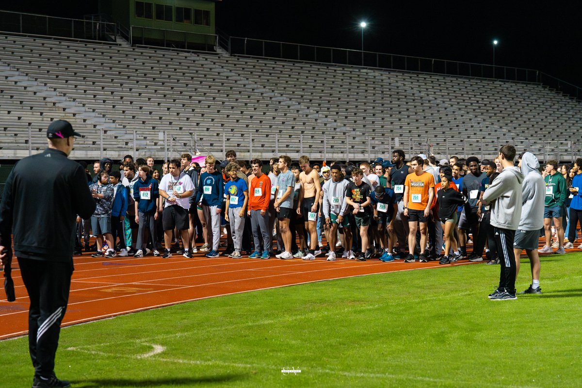 CoachTonySkinn's tweet photo. Thank you to the Coaches, The Student Athletes, @ZTAgmu and everyone else who came to support us for #MASONMILE We all need 🖤in doses. See you NOV 4th @eaglebankarena . 🔰 https://t.co/OL36BiyK5G