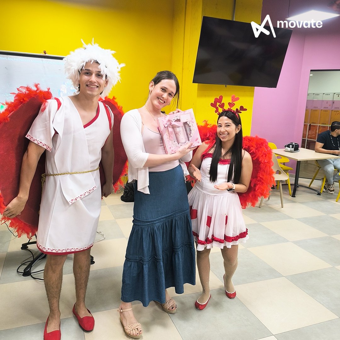 movate_inc's tweet image. To celebrate the essence of office friendship and camaraderie, our #Colombia #Movators organized a cute celebration featuring two Cupids sharing delicious brownies, candies, and other food items. Take a glimpse! 💖
#Movate #LifeAtMovate #LoveAndFriendshipDay #OfficeBuddies #Fun