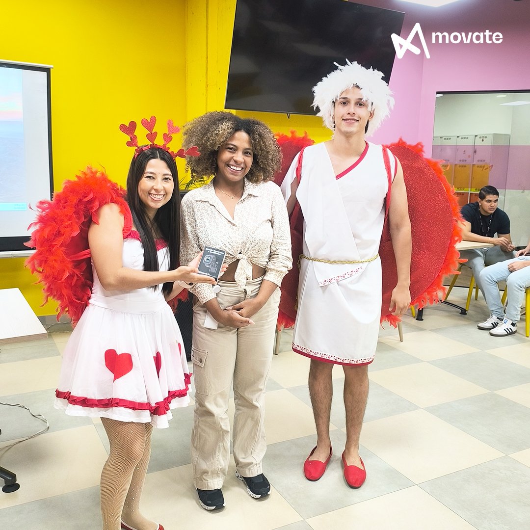 movate_inc's tweet image. To celebrate the essence of office friendship and camaraderie, our #Colombia #Movators organized a cute celebration featuring two Cupids sharing delicious brownies, candies, and other food items. Take a glimpse! 💖
#Movate #LifeAtMovate #LoveAndFriendshipDay #OfficeBuddies #Fun