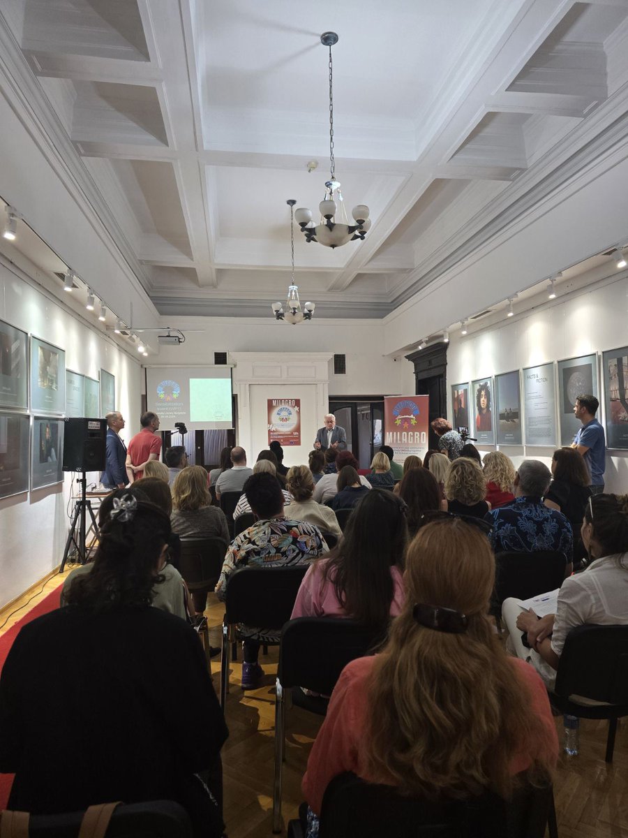 UBSM's tweet photo. Sensibilization event u okviru  projekta MILAGRO „Migranti i lokalne zajednice aktivno rastu zajedno za inkluzivna društva“ (MIgrants and Local communities Actively GROwing together for inclusive societies – MILAGRO) koji finansira Evropska unija. 
@MILAGRO_project https://t.co/DBhKGnvMBW
