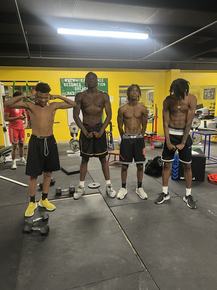 Reginald Morris (@coachreggie22) on Twitter photo The work going to show!!! <a href="/TyroneJamison3/">Tyrone Jamison</a> <a href="/RobertWrightJ13/">Robert Wright Jr</a> <a href="/_craigdavis_/">Craig Davis</a> <a href="/BigJayhouston/">Justin Houston</a> But the work ain’t done yet!!! The work going to show!!! <a href="/TyroneJamison3/">Tyrone Jamison</a> <a href="/RobertWrightJ13/">Robert Wright Jr</a> <a href="/_craigdavis_/">Craig Davis</a> <a href="/BigJayhouston/">Justin Houston</a> But the work ain’t done yet!!!