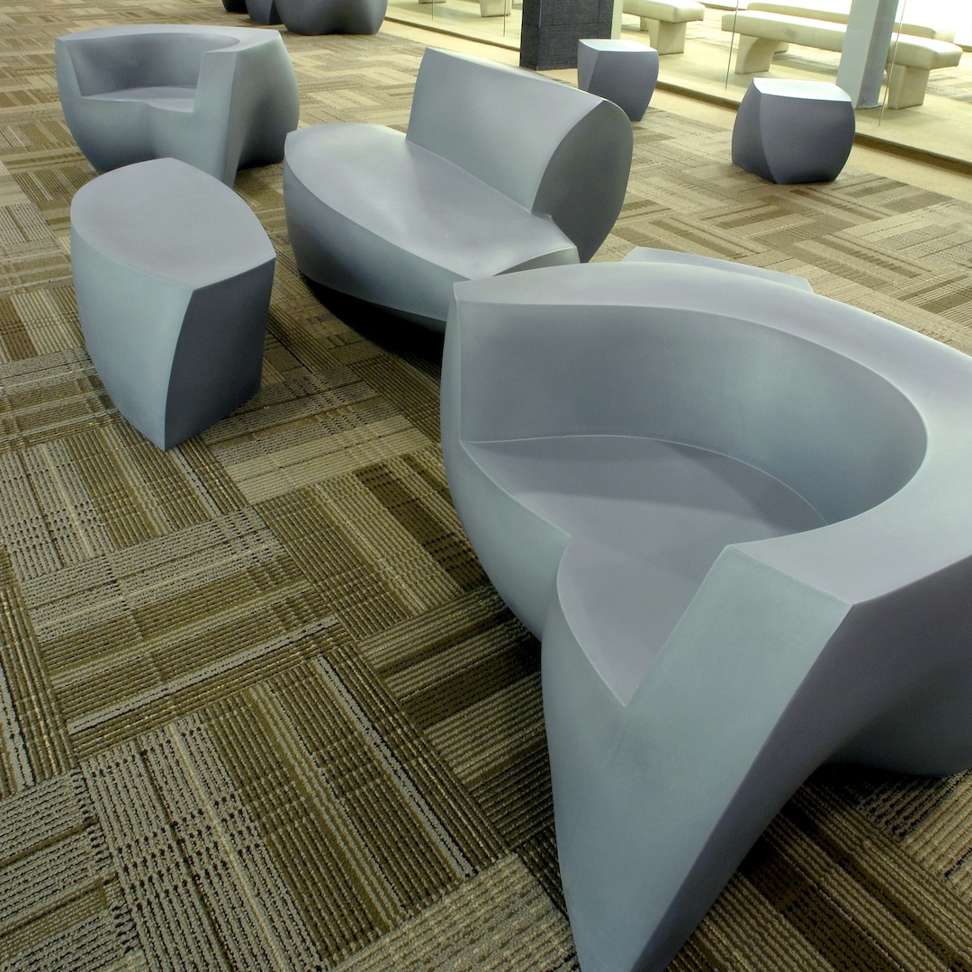 adrianamot_ca's tweet image. A sculptural seating arrangement is doing double duty as a place to gather and a piece of art for conversation. 

#interiordesign #neurodesign #landofdochia #selftropy #qualityoflife #wellbeing #WhiteOaks #NiagaraOnTheLake #SpaSerenity