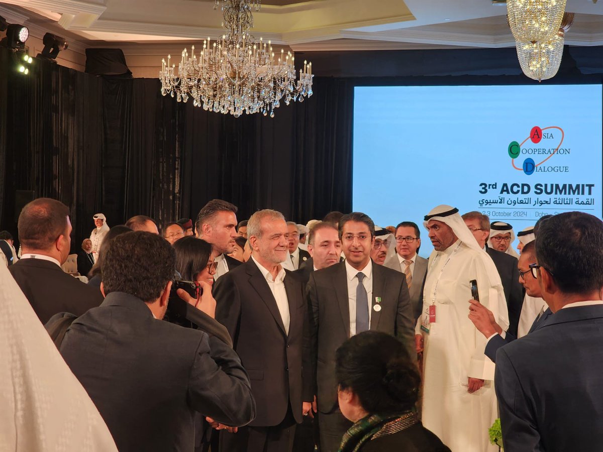 IhsaanaKhan's tweet photo. ***3rd October 2024***۔

Coordinator to Prime Minister, Rana Ihsaan Afzal Khan,with HE Mr.Masoud Pezeshkian, President of The Islamic Republic of Iran,  at Asia Cooperation Summit,Qatar.
#Qatar #ACD #Pakistan  #AsiaCooperationSummit https://t.co/YTjIMnAuXm