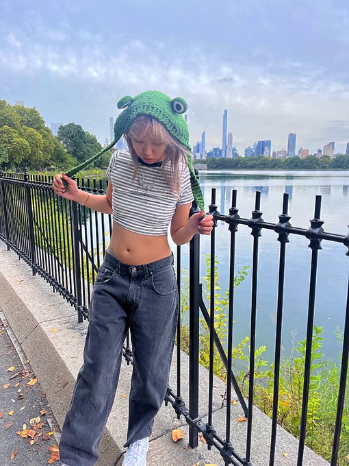 Watch Cynthia 💓's leaked NSFW photo on TwXstars