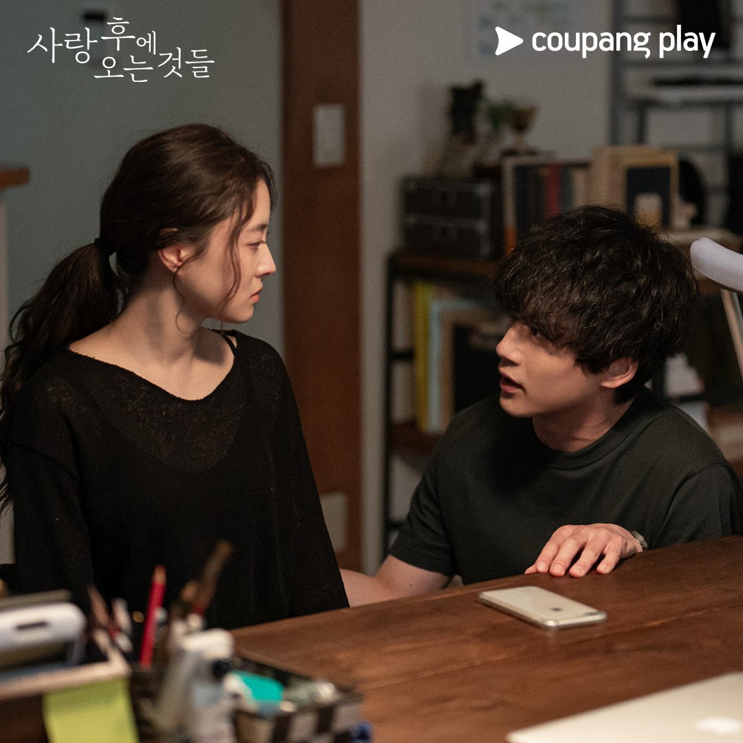 CoupangPlay's tweet photo. 엇갈린 네 사람의 운명,
과연 우린 행복할 수 있을까

<사랑 후에 오는 것들>
매주 금요일 저녁 8시 쿠팡플레이에서 공개

#사랑후에오는것들 #WhatComesAfterLove #愛のあとにくるもの #쿠팡플레이 #CoupangPlay #사랑후 #이세영 #사카구치켄타로 #坂口健太郎 #홍종현 #나카무라안 https://t.co/WXJiY0oevs